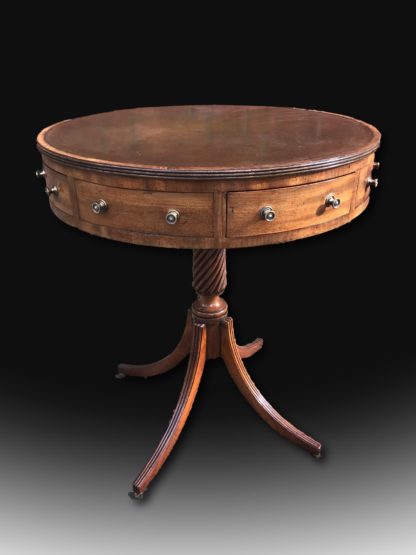 Outstanding George III mahogany drum table