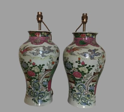 A pair of highly decorative late 19th century Japanese vases 2